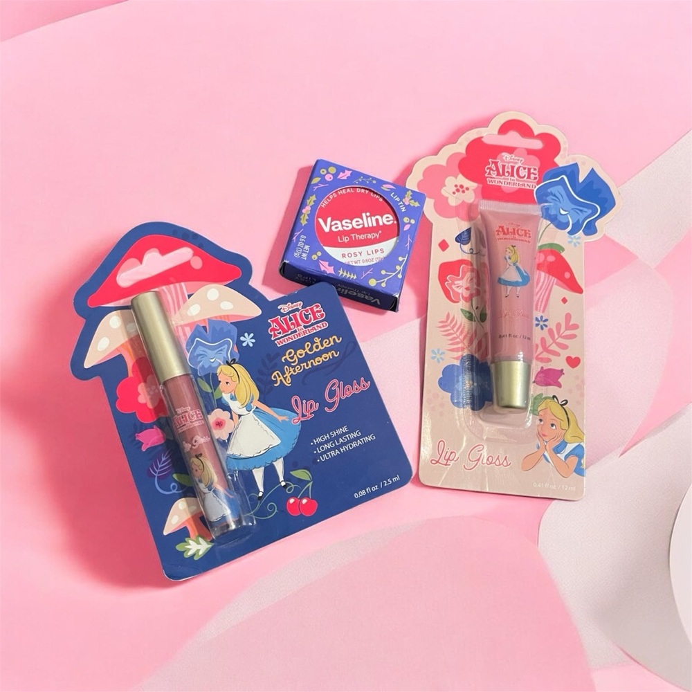 Disney Alice in Wonderland Lip Gloss (2) & Vaseline Rosy Lips Lip Therapy NWT